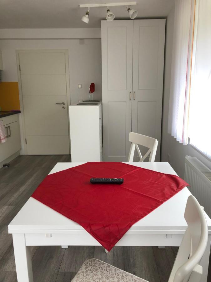Apartmentvermietung Ingrid Bolkart - Voehlino 2 Illertissen Esterno foto